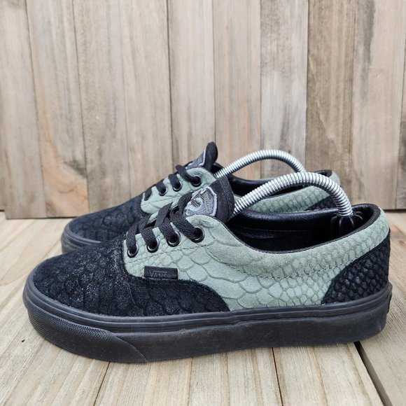 Womens Vans x Harry Potter Slytherin House size 7 Suede Athletic Shoes - Picture 1 of 10